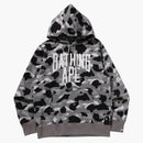 BAPE 1 ° maglione camo con cappuccio grigio