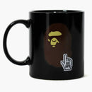Taza en línea de BAPE negra