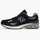 New Balance 2002r Protection Pack Black Grey