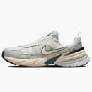 Nike V2k Run Platinum Tint (women's)
