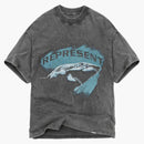 Representar a la camiseta de tiburón gris vintage