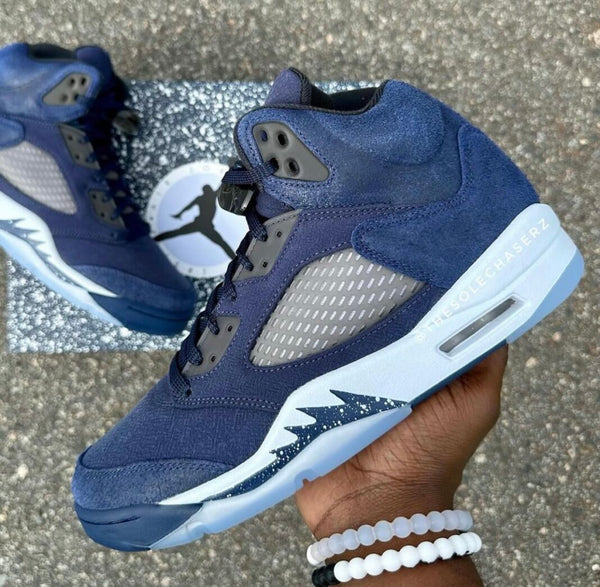 Air Jordan 5 Midnight Navy | Hypenewz