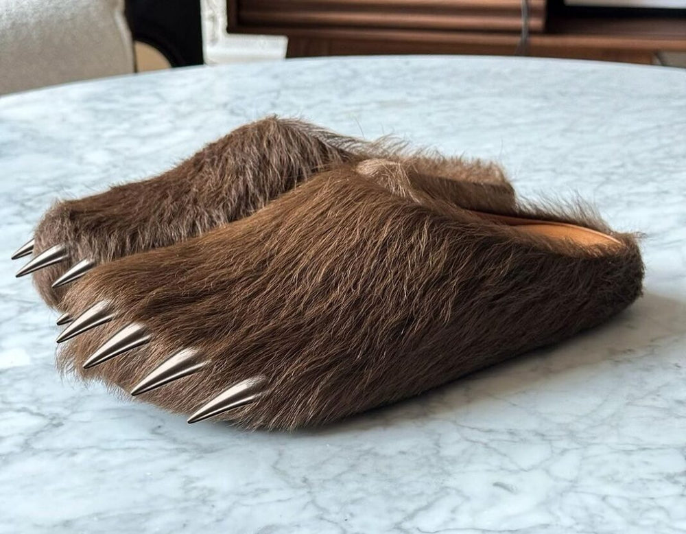 Bravest-Studios-Bear-Claw-Mule 
