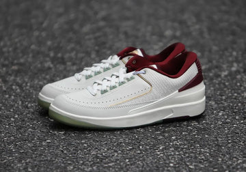 Air Jordan 2 Low „Jahr des Drachen“ | Hypenewz