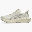 Asics Novablast 4 Le Birch Moonrock