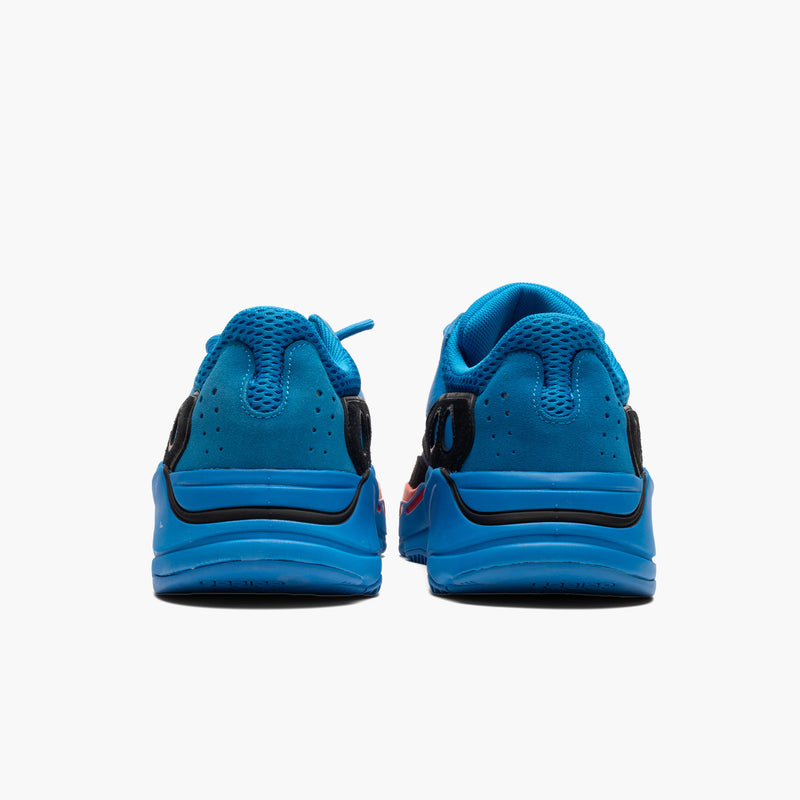 Adidas Yeezy Boost 700 Hi-Res Blue Rückansicht