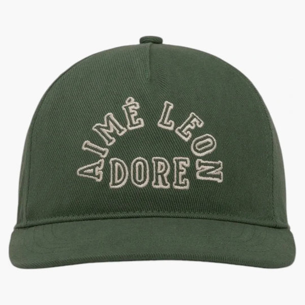 Aime Leon Dore Collegiate Logo má zelenou