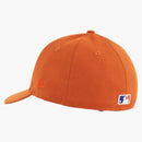 Aime Leon Dore x New Era Chain Stitch Yankees tiene naranja