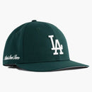 Aime Leon Dore x New Era Dodgers tiene verde oscuro