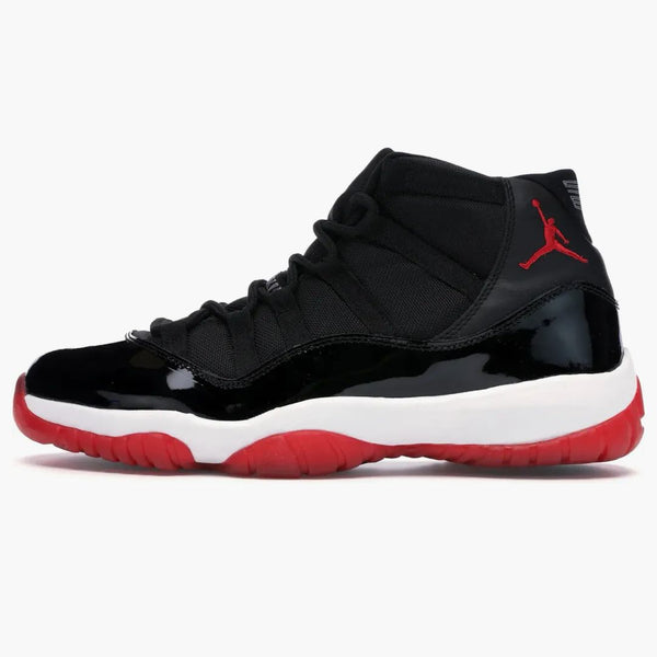 Jordan 11 Retro Playoffs (2001)