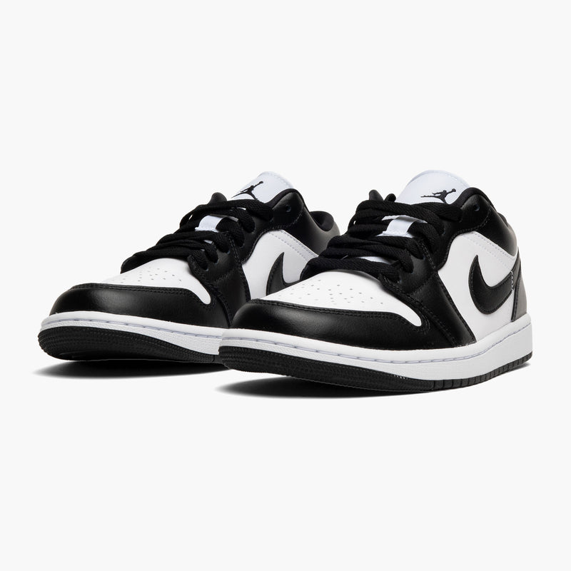 Air Jordan 1 Low Panda (W) Seitenansicht