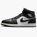 Jordan 1 Mid Off Noir Toe