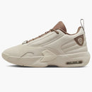 Jordan Max Aura 6 Legend Light Brown Archaeo Brown (women's)