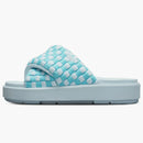 Jordan Sophia Baltic Blue White Blue Chambray (women's)