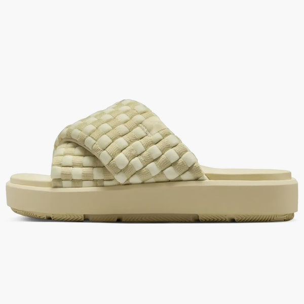 Jordan Sophia Team Gold White Alabaster (women's)