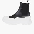 Alexander Mcqueen Chelsea Tread Ankle Boot Black White (women's)