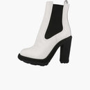 Alexander Mcqueen Leather Heeled Chelsea Boot Ivory Black (women's)
