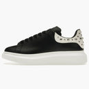 Alexander Mcqueen Oversized Black Studd