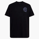 Anti Social Social Club kysser väggen (endast medlemmar) te svart