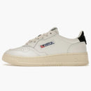 Autry Medalist Leather Low White Black Tab (women's)