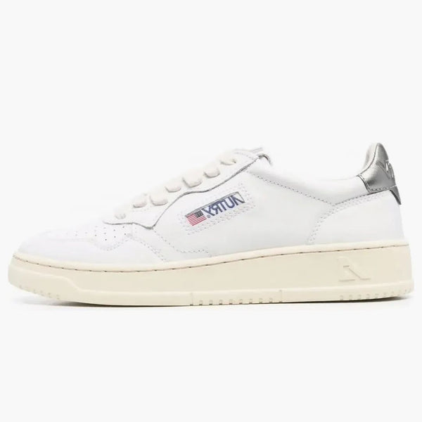 Autry Medalist Leather Low White Silver (women's)