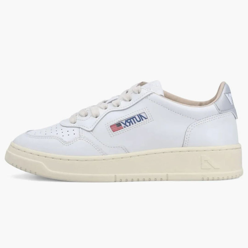 Autry Medalist Low White Silver (women's)