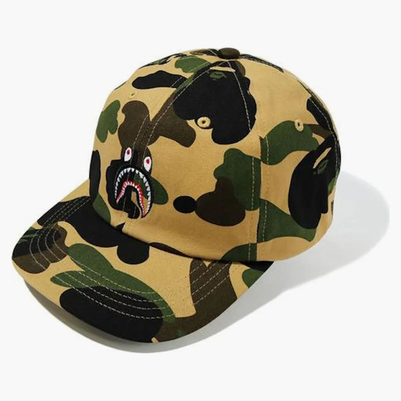 BAPE 1st Camo Shark Panel Cap (FW20) amarillo