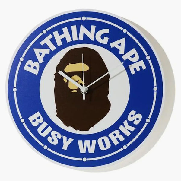 Blue na nástěnných hodinách Bape Busy Works (SS21)