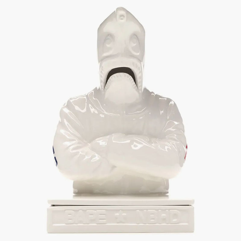 BAPE cartier rechin de tămâie albă