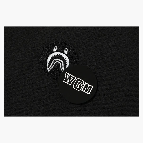Suéter de suéter de emblema de bape shark negros