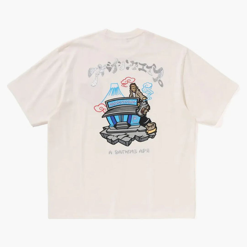Bape suvenýr uvolněný fit tee slonoviny
