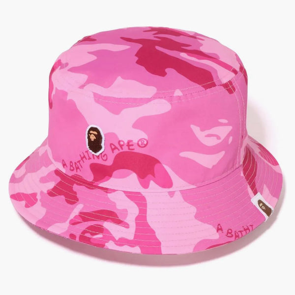 Bucket de camufla de bosque para mujeres de Bape tiene rosa