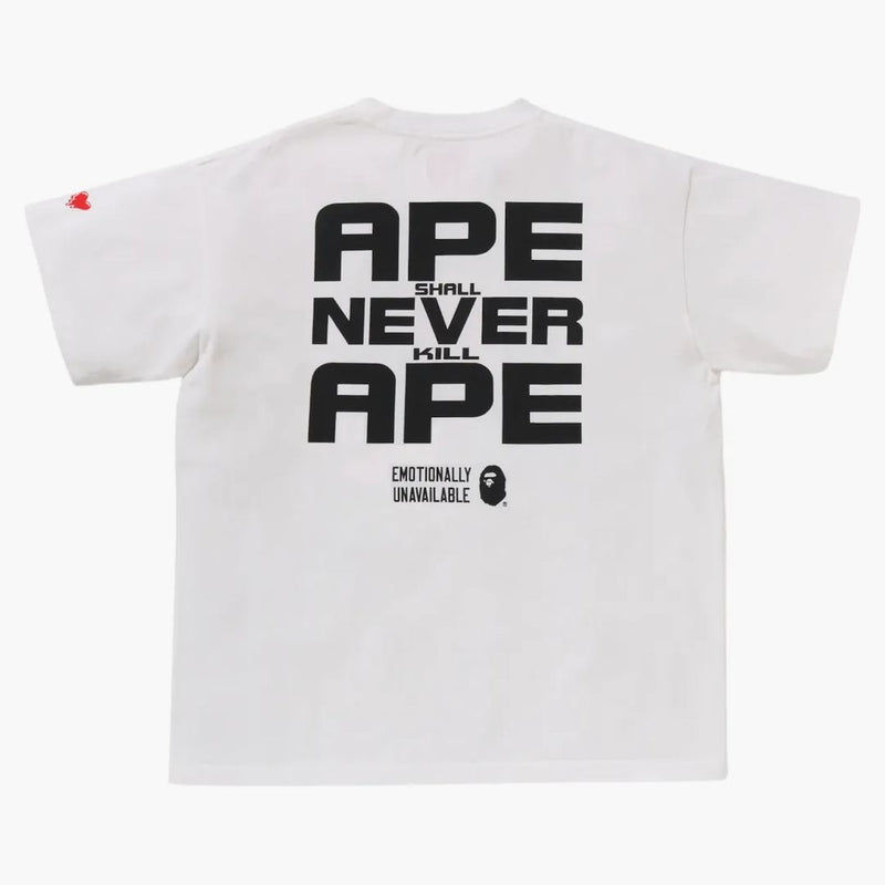 BAPE X Emocionární Nedostupné lidoopy hlava Tee White