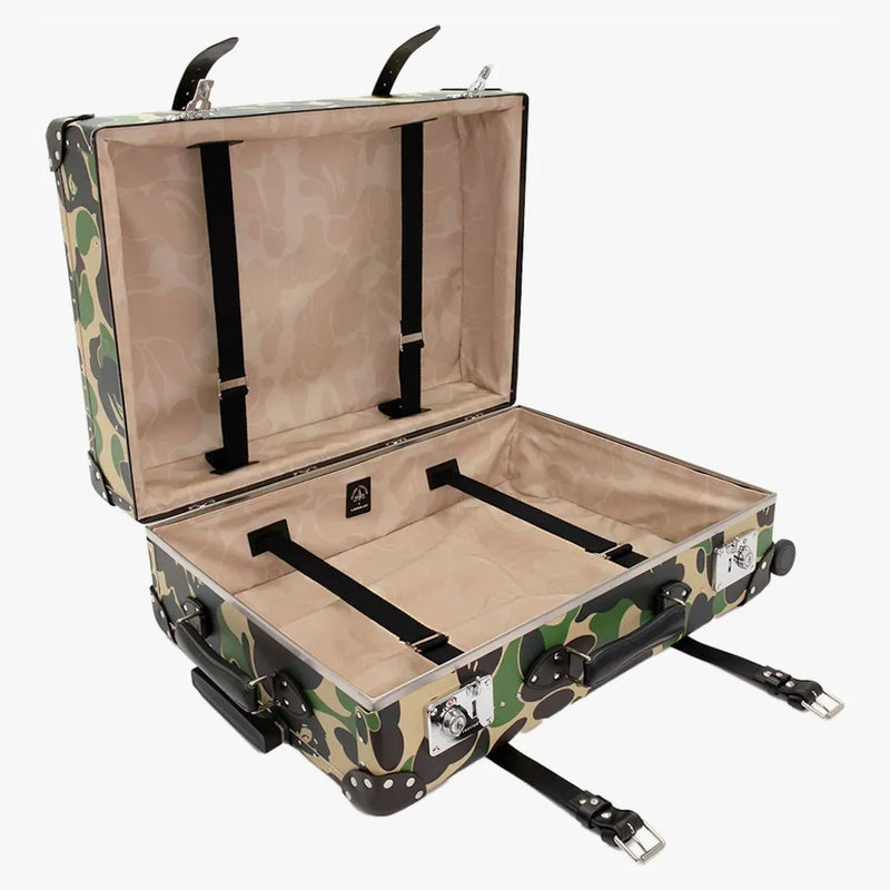 Bape X Globe-Trotter Large 30 "Check-in Bag Green