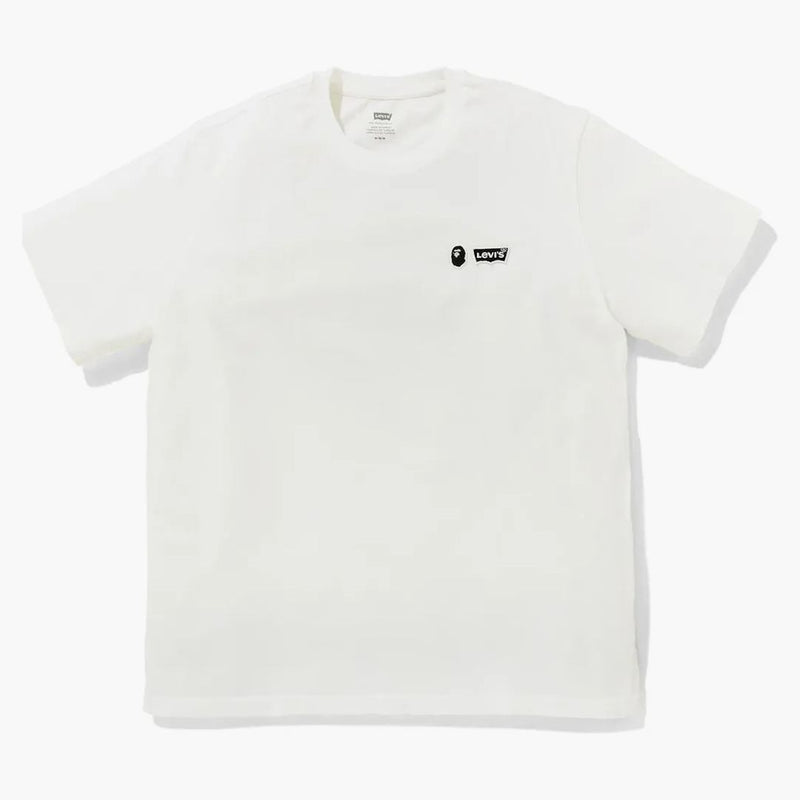 BAPE X LEVI è una scimmia da bagno bianca