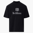 Balenciaga Sea diferente camiseta negra