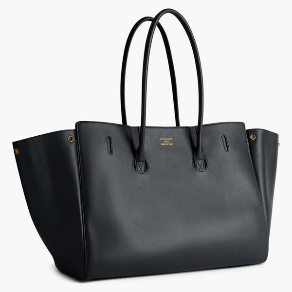Balenciaga Bel Air Medium Noste veškerou černou tašku