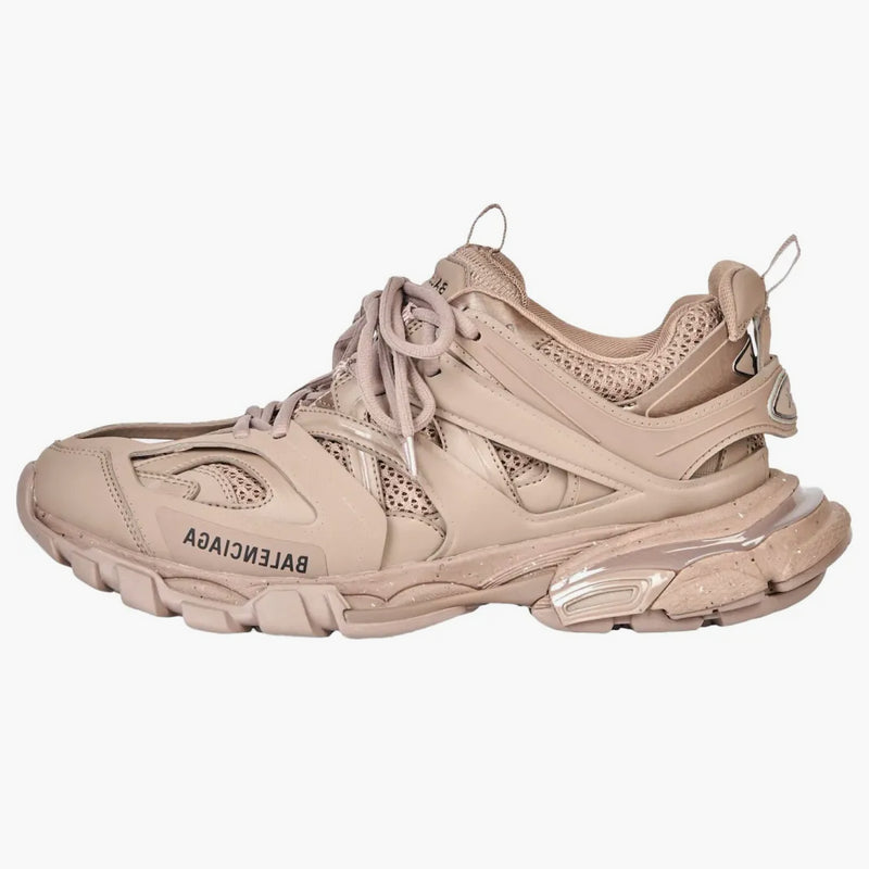 Balenciaga Track recykloval béžovou
