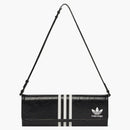 Balenciaga x adidas billetera en la correa negra