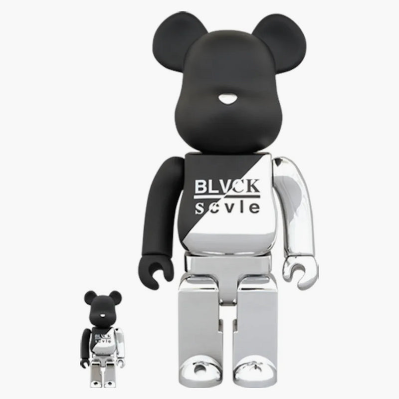 Měřítko Bearbrick Blvck X Cls 100% & 400% Silver/Black