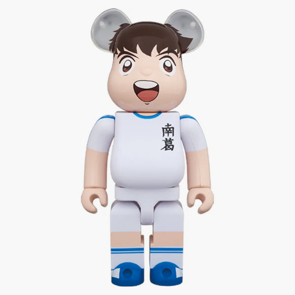 Capitano di Bearbrick Tsubasa 1000% bianco