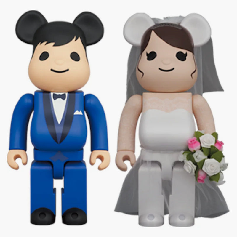 Żal z życzeniami Bearbrick 4 plus 400%