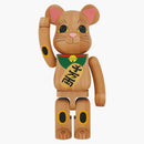 Bearbrick Karimoku Maneki Neko 1000%
