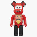 Bearbrick Lightning McQueen 400% červená