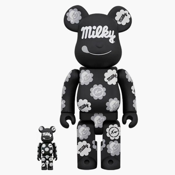 Bearbrick Milky The Conveni Milky 100% & 400% Set Black