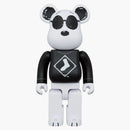 Bearbrick MLB X Peanuts Snoopy (White Sox) 1000%