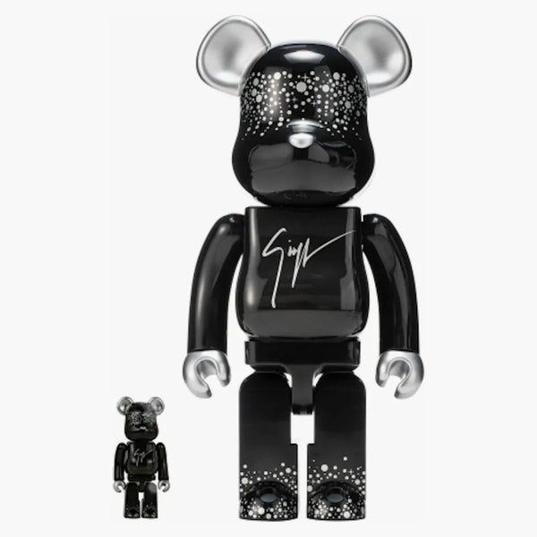 Bearbrick Macau 2023 x Giuseppe Zanotti 100% & 400% set