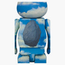 Bearbrick Rene Magritte "La Reconnaissance Infinie 1963/The Castle of the Pyrenees" 100% e 400% Set