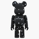 Experimento uniforme de Bearbrick 100% y 400% establecido negro