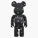 Experimento uniforme de Bearbrick 100% y 400% establecido negro